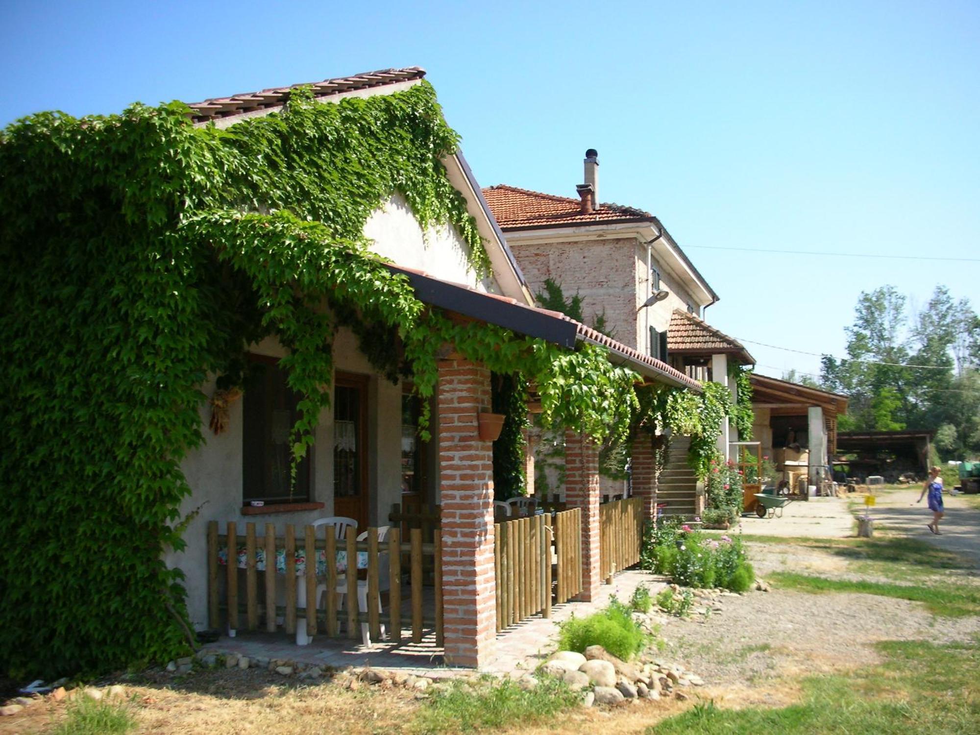 Cascina Beneficio Villa Castelnuovo Bormida Ngoại thất bức ảnh